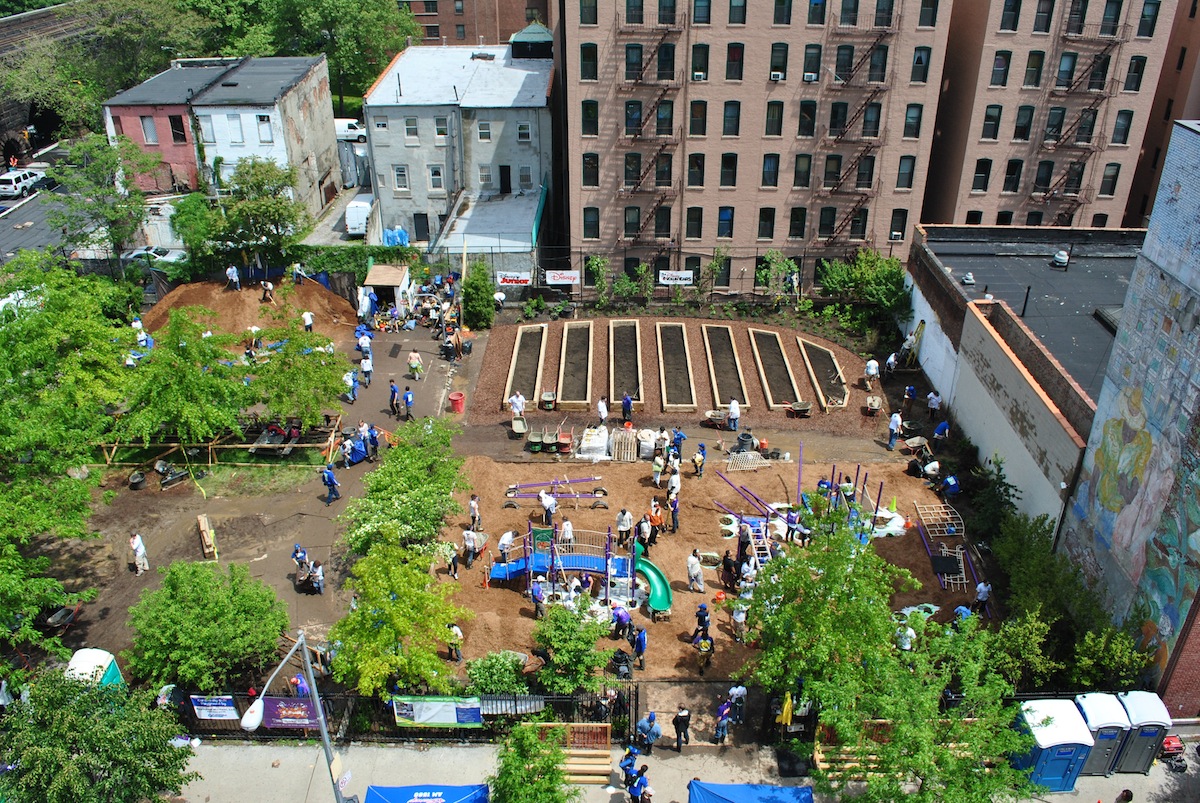 Community Gardens in NYC YardYum Garden Plot Rentals